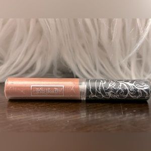 Kat Von D Everlasting liquid lipstick “Ludwig”